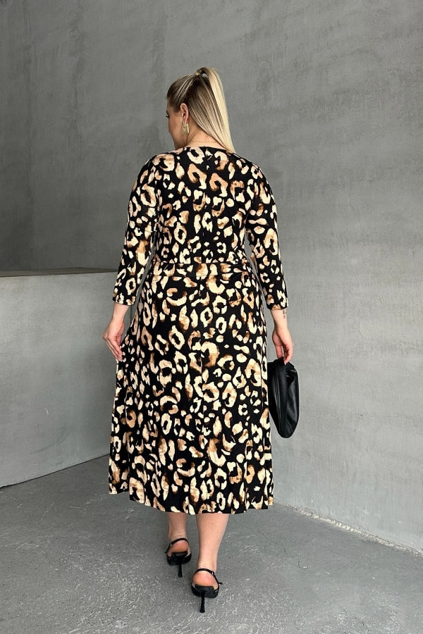 Büyük Beden Yarım Kollu V Yaka Kemer Detaylı Leopar Desenli Elbise 100-92 Vervegrand