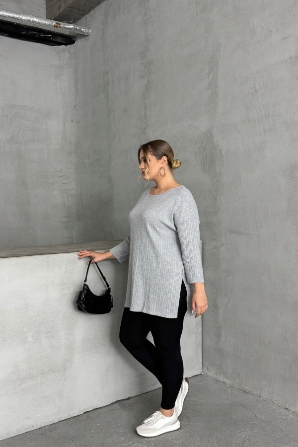 Büyük Beden Bisiklet Yaka Yarım Kollu Yırtmaçlı Fitilli İnce Bluz 173712 Vervegrand