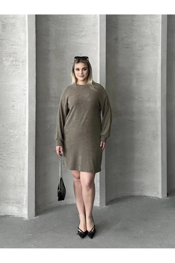 Büyük Beden Uzun Kollu Bisiklet Yaka Düz Kesim Elbise 106-97 Vervegrand