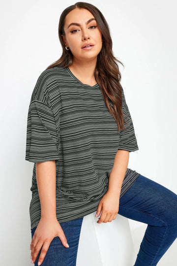 Büyük Beden Bisiklet Yaka Yarım Kollu Uzun Kesim T-shirt 302548 Vervegrand