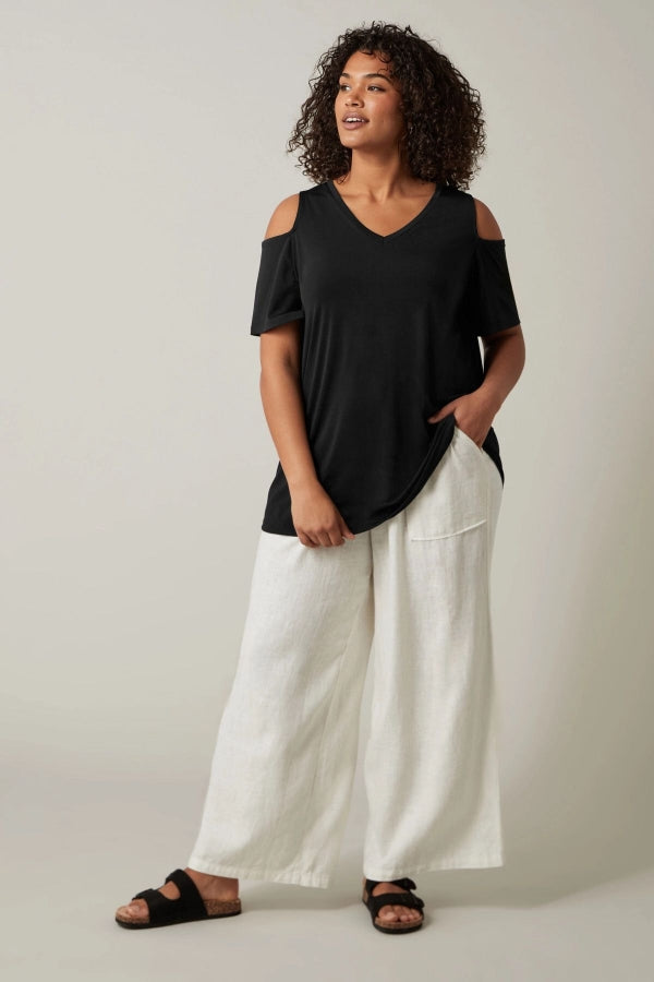 Büyük Beden V Yaka Omuz Detaylı Kısa Kollu Bluz 615387 Vervegrand