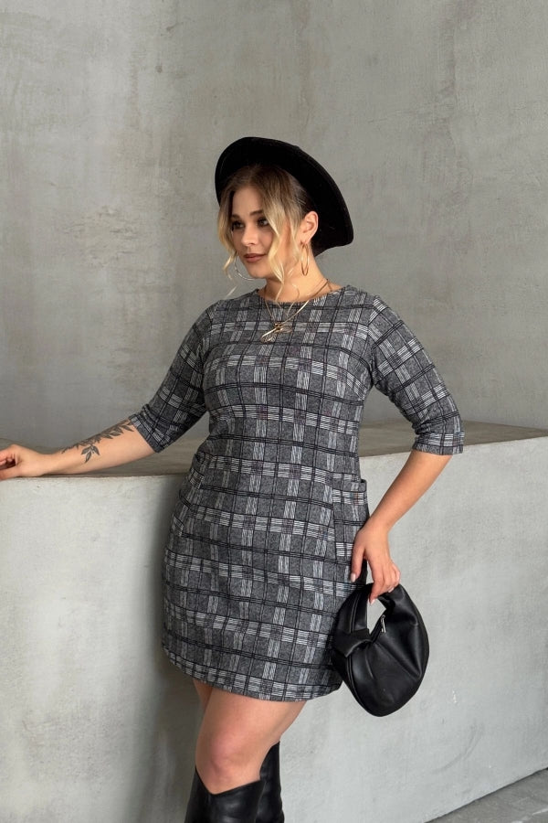 Büyük Beden Bisiklet Yaka Yarım Kollu Cepli Desenli Elbise 301507 Vervegrand