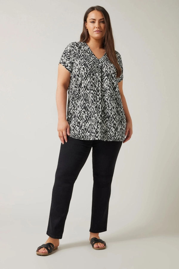 Büyük Beden V Yaka Kısa Kollu Önü Pileli Bluz 615583 Vervegrand