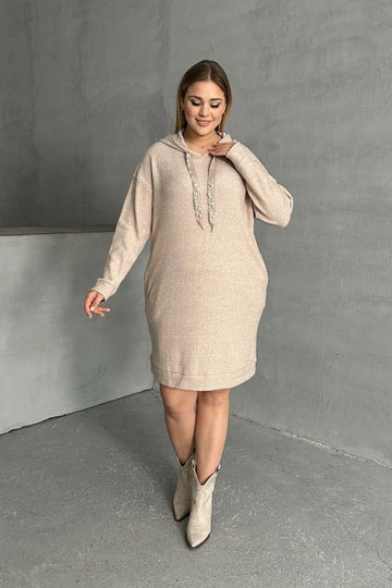 Büyük Beden Kapüşonlu Boncuk İşlemeli Cepli Sweatshirt Elbise 301801 Vervegrand