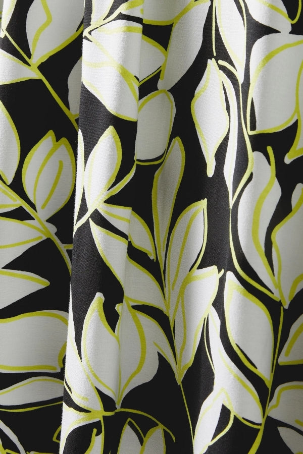 Büyük Beden V Yaka Kısa Kollu Yaprak Desenli Bluz 615244 Vervegrand