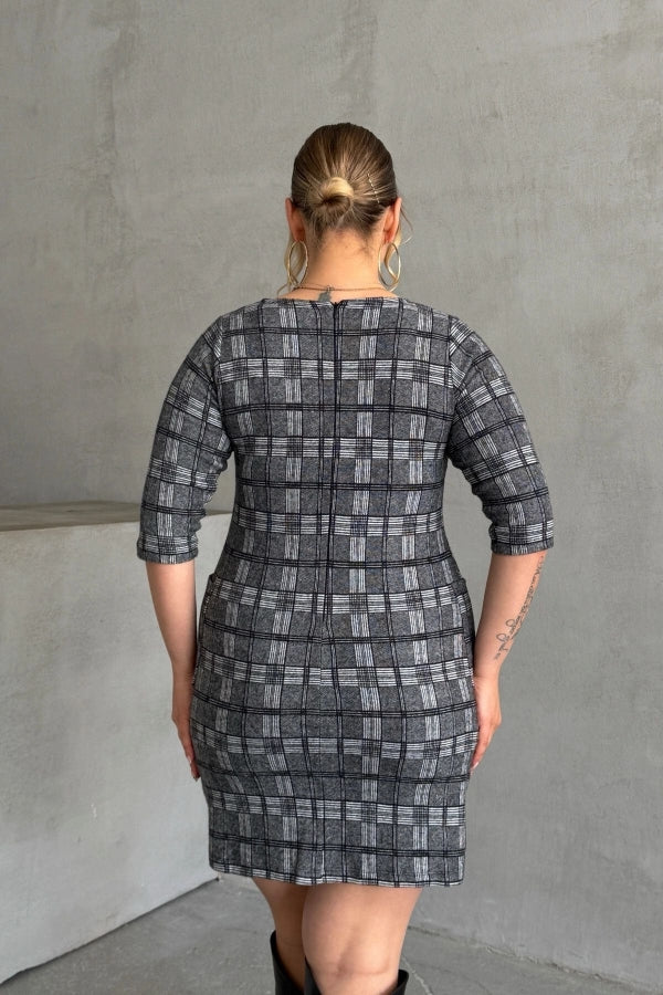 Büyük Beden Bisiklet Yaka Yarım Kollu Cepli Desenli Elbise 301507 Vervegrand