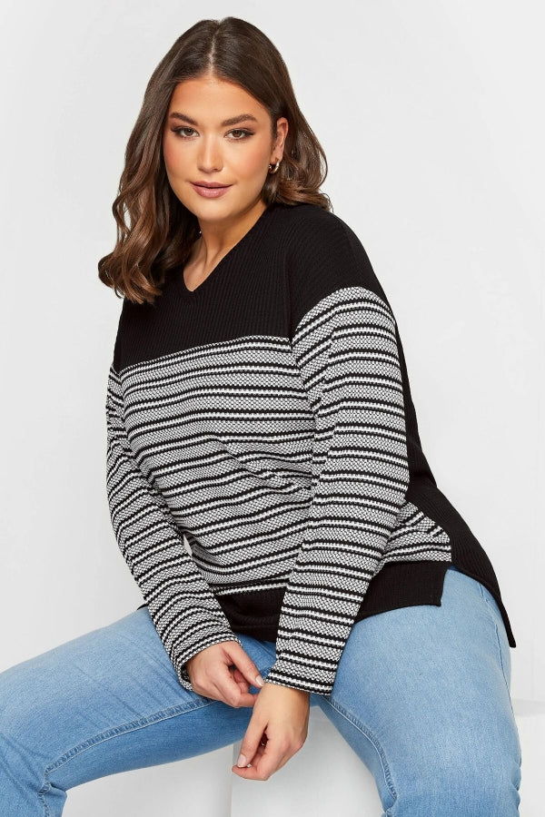 Büyük Beden V Yaka Yanı Yırtmaçlı Uzun Kollu Triko Bluz 301708 Vervegrand