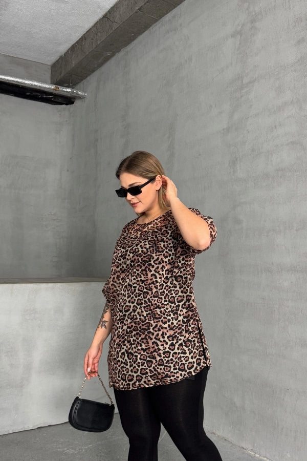 Büyük Beden Bisiklet Yaka Yarım Kollu Astarlı Transparan Bluz 303631 Vervegrand