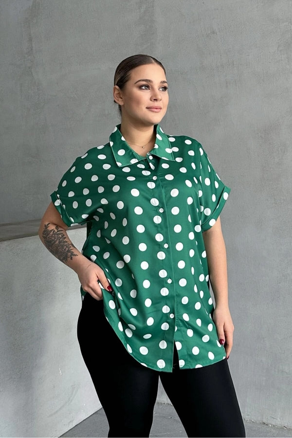 Büyük Beden Önü Düğmeli Kısa Kollu Puantiye Desenli Gömlek 303461 Vervegrand