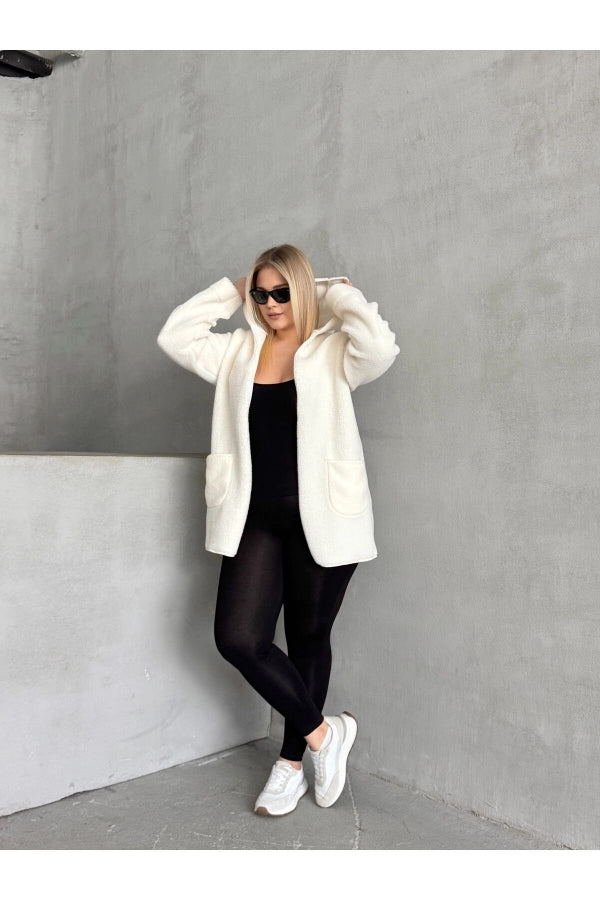 Büyük Beden Önü Kapamasız Cepli Kapüşonlu İnce Peluş Ceket 301256 Vervegrand