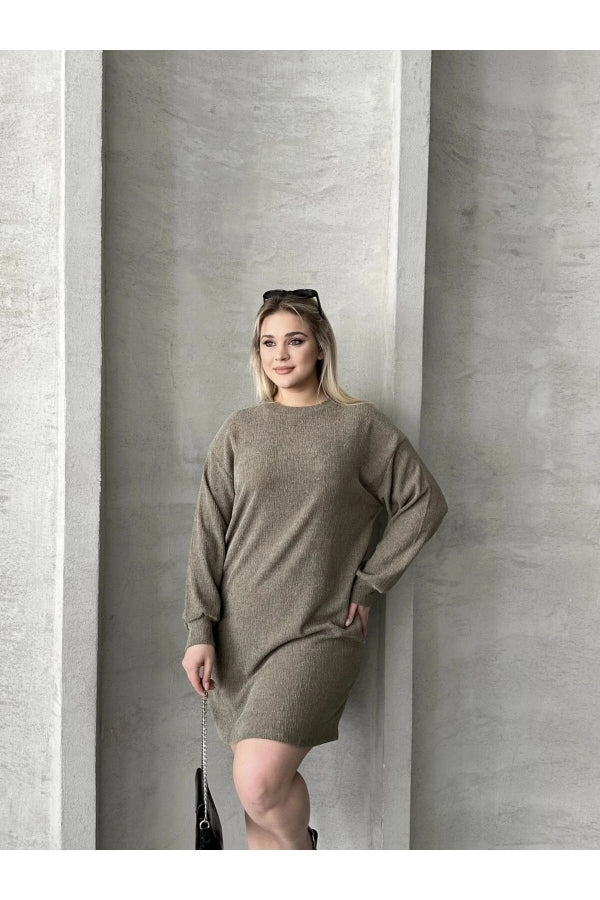 Büyük Beden Uzun Kollu Bisiklet Yaka Düz Kesim Elbise 106-97 Vervegrand