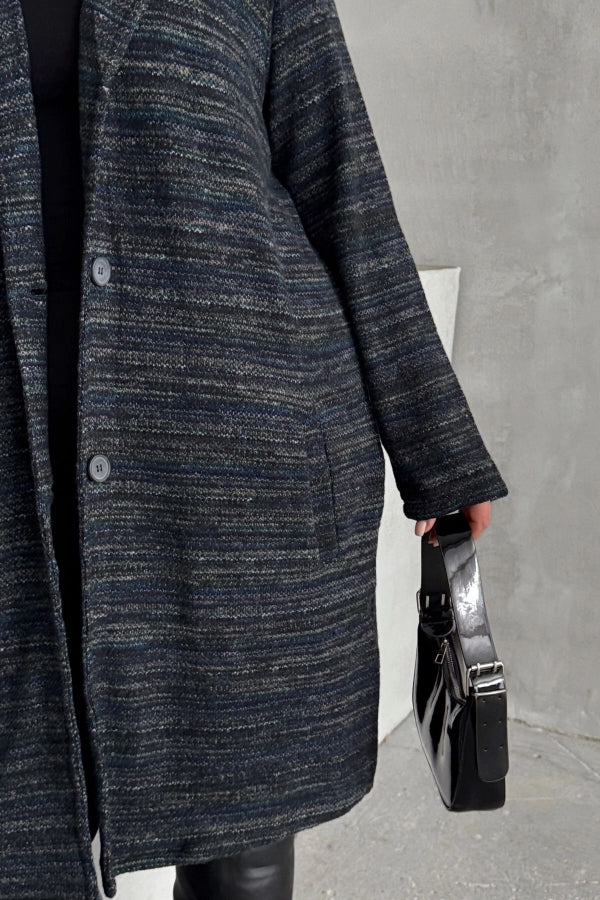 Büyük Beden Uzun Kollu Önü Düğmeli Cepli Uzun İnce Ceket 301800 Vervegrand