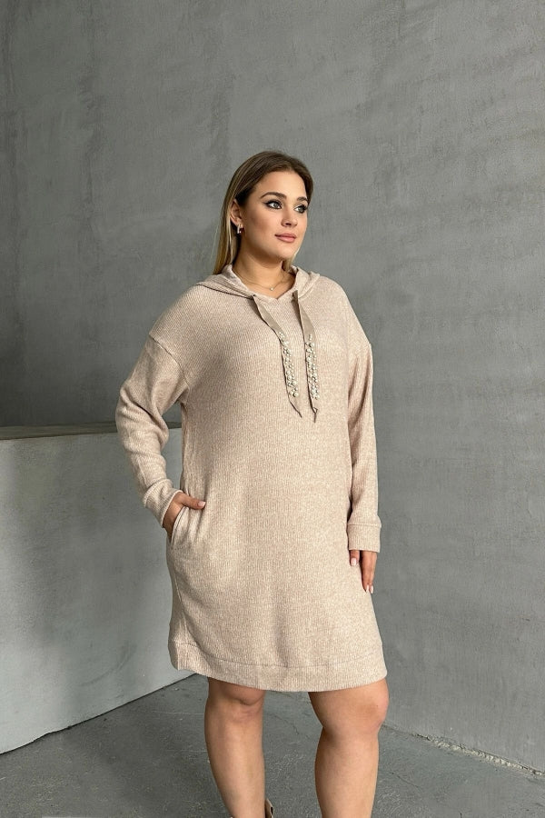 Büyük Beden Kapüşonlu Boncuk İşlemeli Cepli Sweatshirt Elbise 301801 Vervegrand