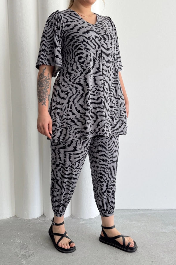 Büyük Beden Beli ve Paçası Lastikli Cepli Desenli Şalvar Pantolon 99-3 Vervegrand