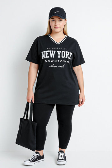 Vervegrand büyük beden New York baskılı siyah V yaka t-shirt önden görünüm