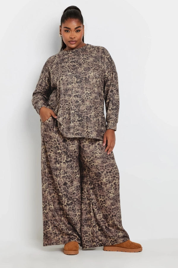 Büyük Beden Bisiklet Yaka Uzun Kollu Leopar Desenli Bluz 322185 Vervegrand