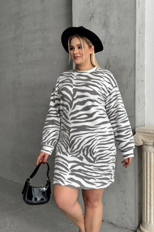 Büyük Beden Uzun Kollu Bisiklet Yaka Zebra Desenli Mini Elbise 84-194 Vervegrand