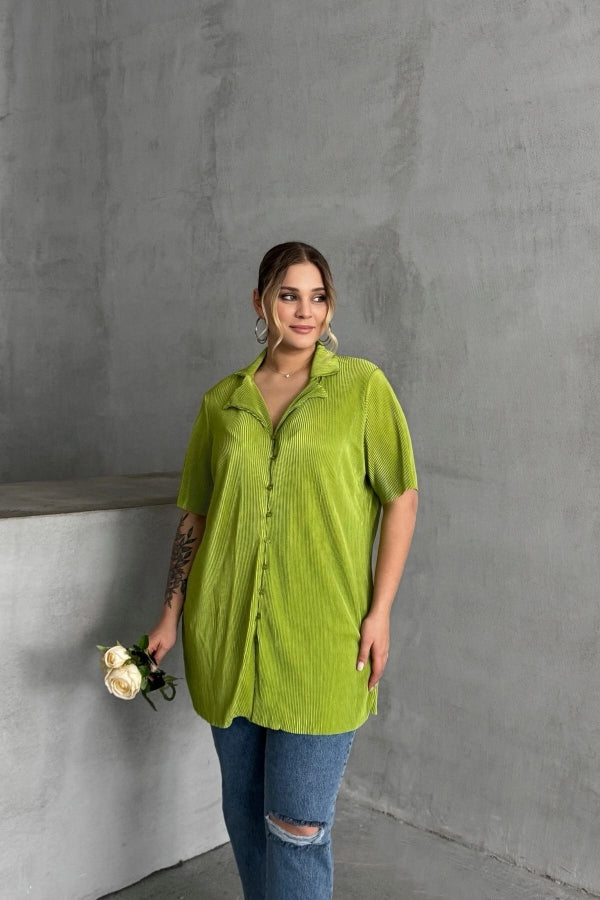 Büyük Beden Kısa Kollu Önü Düğmeli Fitilli İnce Gömlek 300738 Vervegrand