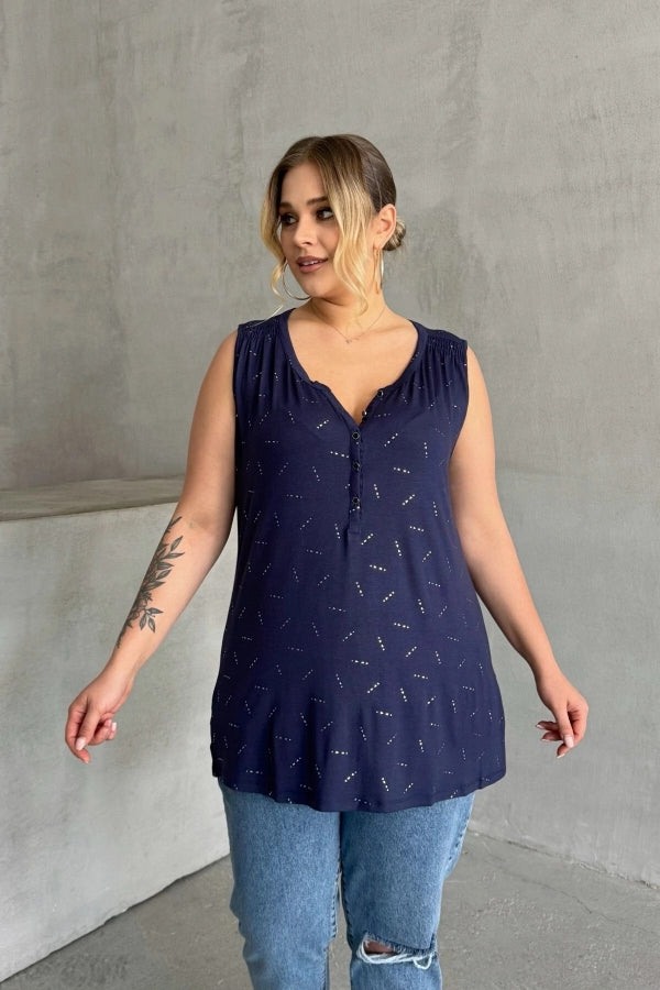 Büyük Beden Sıfır Kol Desenli V Yaka Önü Düğmeli Uzun Kesim Bluz 1370989 Vervegrand