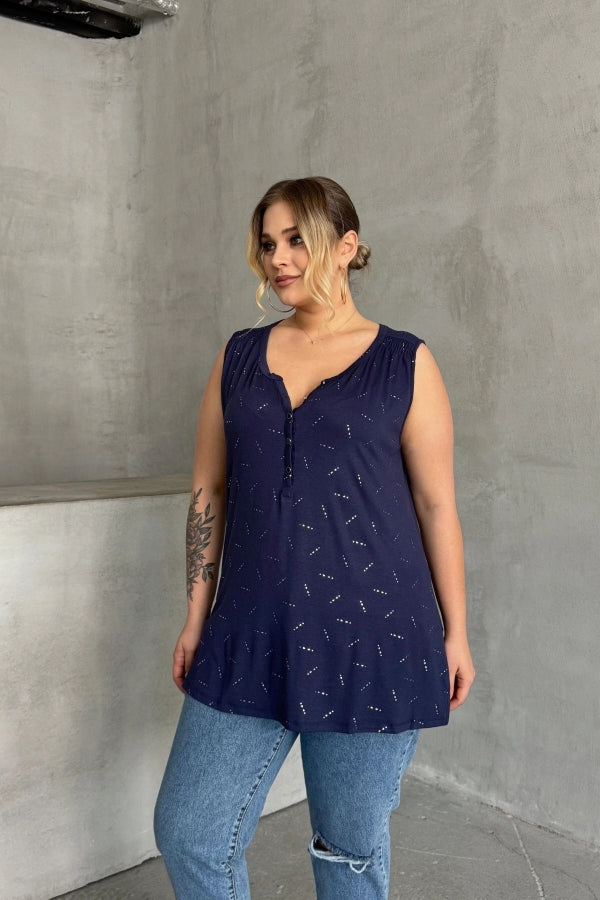 Büyük Beden Sıfır Kol Desenli V Yaka Önü Düğmeli Uzun Kesim Bluz 1370989 Vervegrand