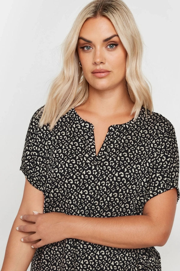 Büyük Beden V Yaka Kısa Kollu Desenli Bluz 303529 Vervegrand