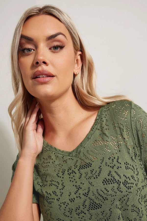 Büyük Beden V Yaka Kolsuz Astarsız Dantel T-shirt 304091 Vervegrand