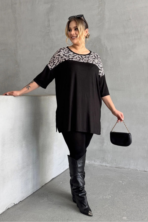 Büyük Beden Bisiklet Yaka Kısa Kollu Yırtmaç Detaylı Desenli Bluz 301623 Vervegrand