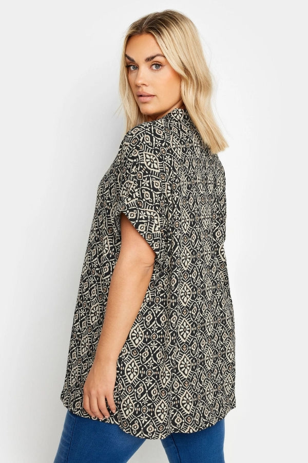 Büyük Beden Kısa Kollu Desenli Düğmeli Gömlek 303355 Vervegrand