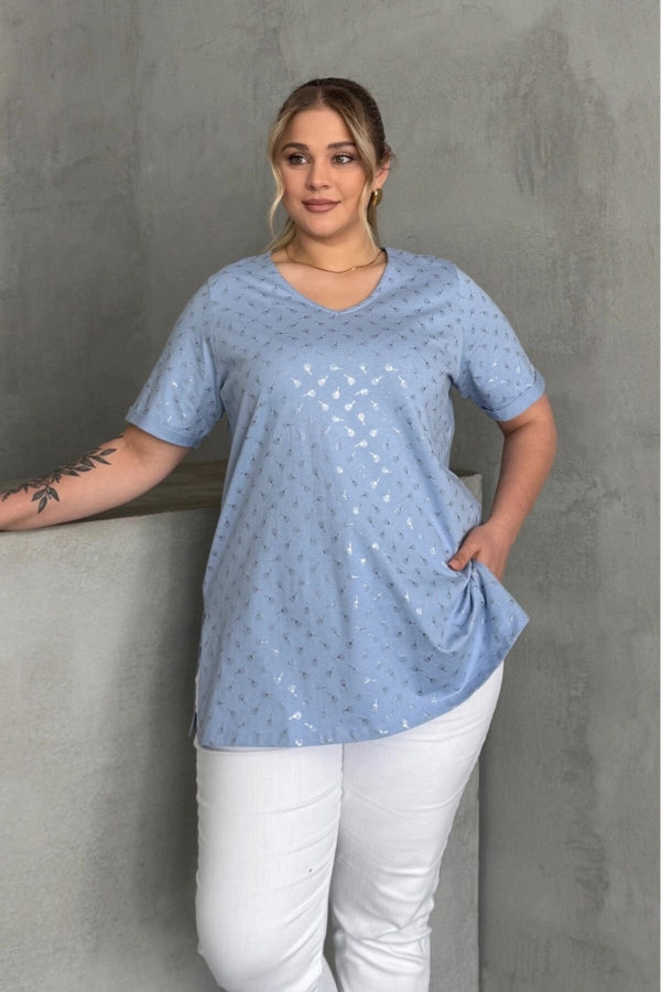 Büyük Beden Kısa Kollu V Yaka Yanları Yırtmaçlı Metalik Baskılı T-shirt 97-46 Vervegrand