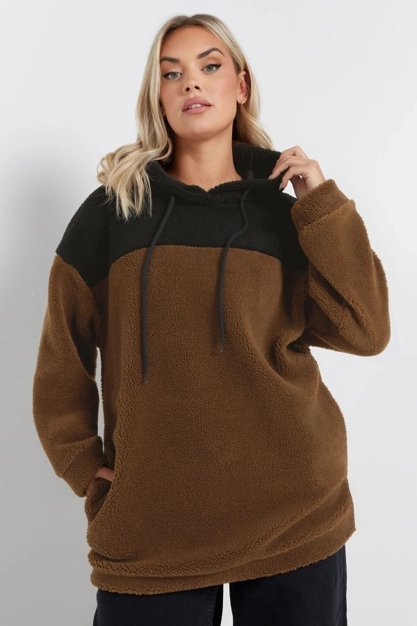 Büyük Beden Uzun Kollu Kapüşonlu ve Cepli Peluş Sweatshirt 303794 Vervegrand