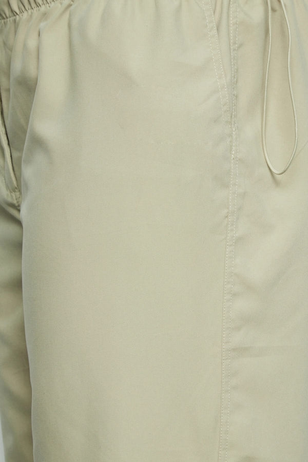 Büyük Beden Yanları ve Paçaları Büzmeli Lastikli Paraşüt Kumaş Pantolon 302028 Vervegrand