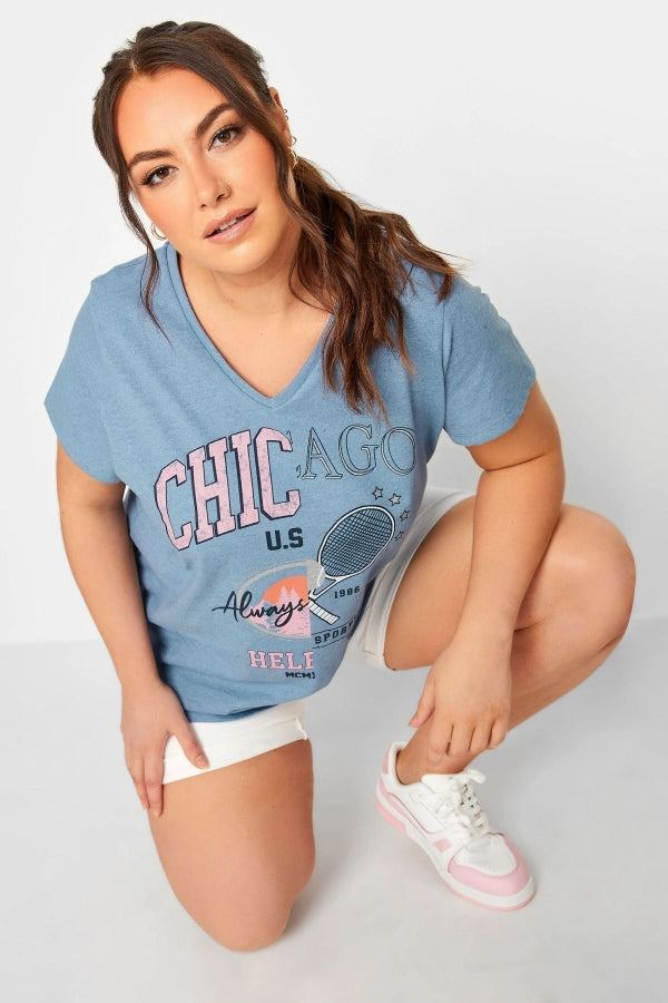 Büyük Beden Chicago Baskılı Mavi V Yaka T-Shirt Ön Görünüm