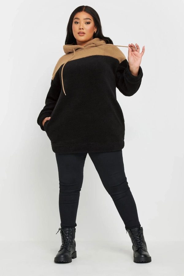 Büyük Beden Uzun Kollu Kapüşonlu ve Cepli Peluş Sweatshirt 303796 Vervegrand