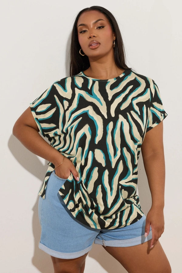 Büyük Beden Bisiklet Yaka Kısa Kollu Zebra Desenli Bluz 303918 Vervegrand