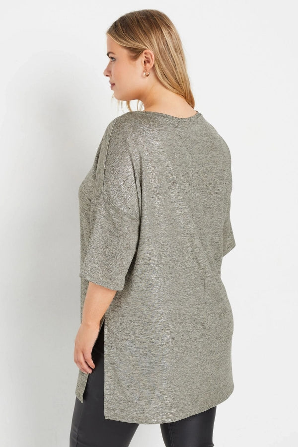 Büyük Beden Bisiklet Yaka Yarım Kollu Yırtmaçlı Parlak Görünümlü Bluz 303613 Vervegrand