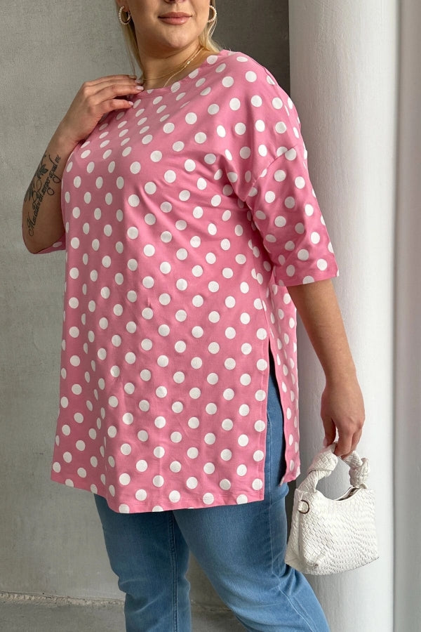 Büyük Beden Kısa Kollu Bisiklet Yaka Yanları Yırtmaçlı Puantiyeli Bluz 98-55 Vervegrand