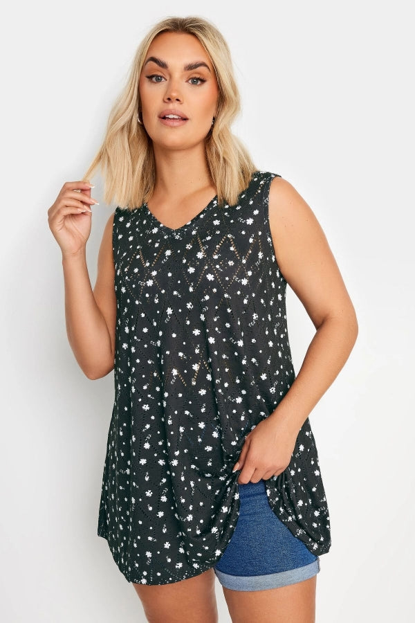 Büyük Beden V Yaka Dantel Detaylı Astarsız Sıfır Kollu Bluz 303245 Vervegrand