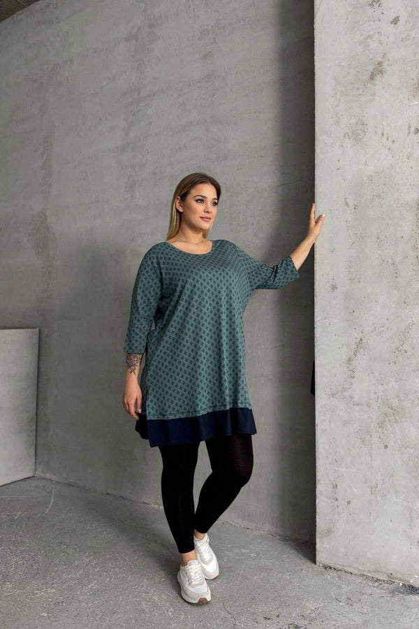 Büyük Beden Bisiklet Yaka Fakir Kol Yırtmaçlı Desenli Bluz 300400 Vervegrand