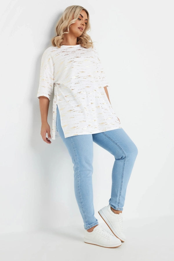 Büyük Beden Kısa Kollu Bisiklet Yaka Yanları Yırtmaçlı Metalik Baskılı T-shirt 303955 Vervegrand