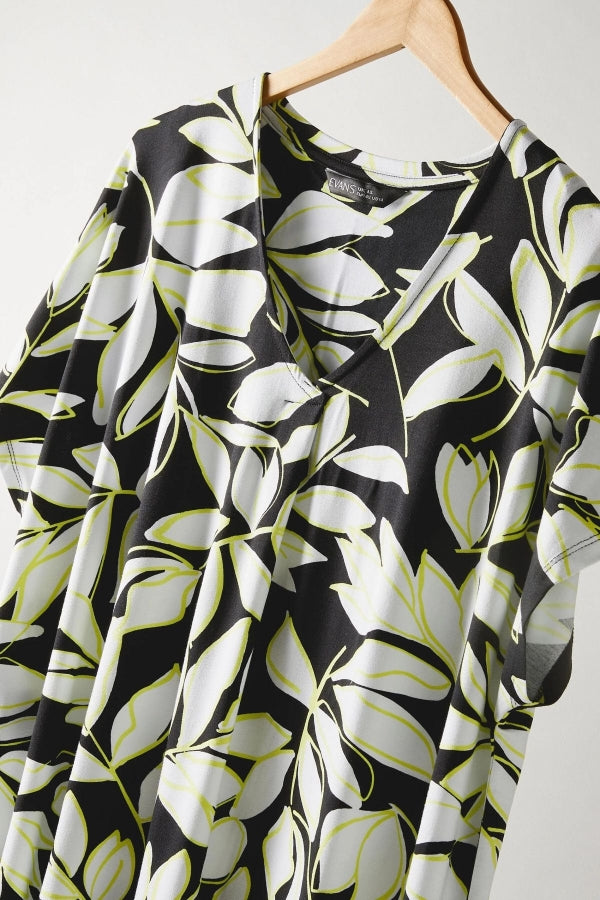 Büyük Beden V Yaka Kısa Kollu Yaprak Desenli Bluz 615244 Vervegrand