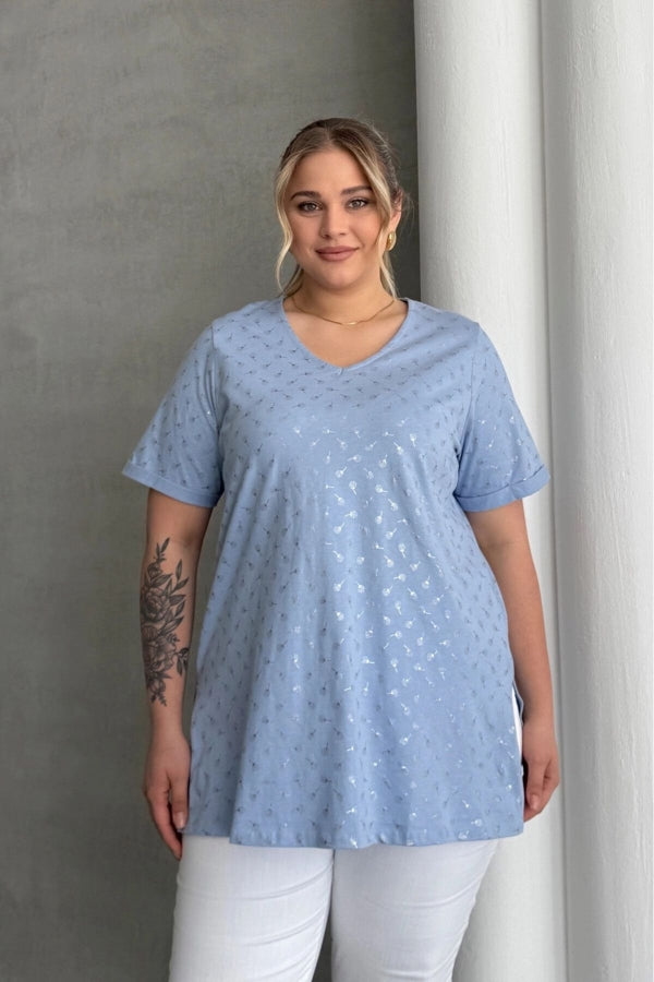 Büyük Beden Kısa Kollu V Yaka Yanları Yırtmaçlı Metalik Baskılı T-shirt 97-46 Vervegrand