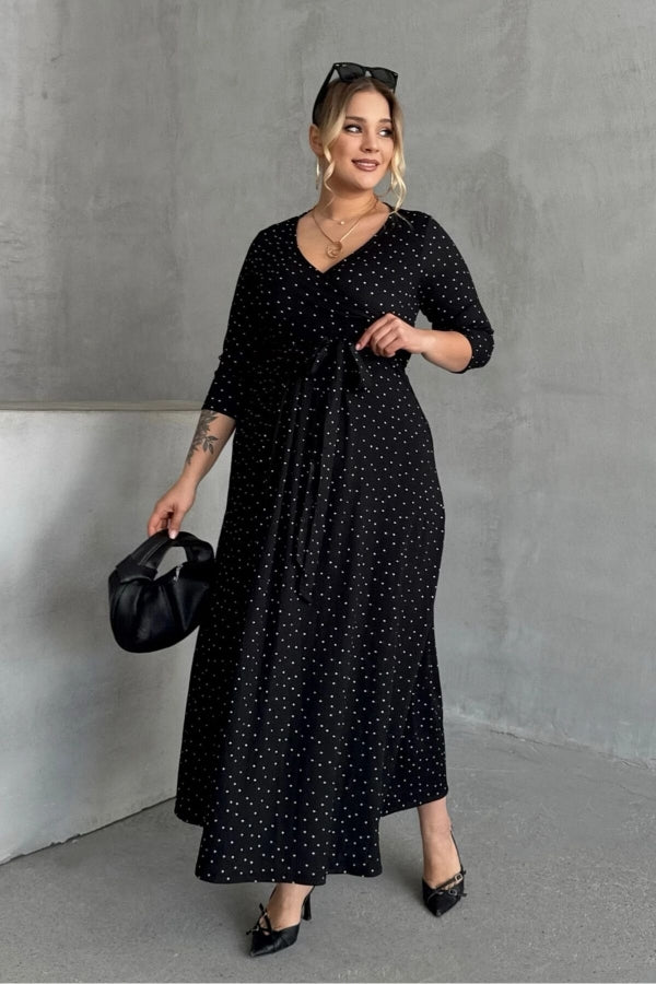 Büyük Beden V Yaka Yarım Kollu Kuşaklı Puantiye Desenli Elbise 302639 Vervegrand