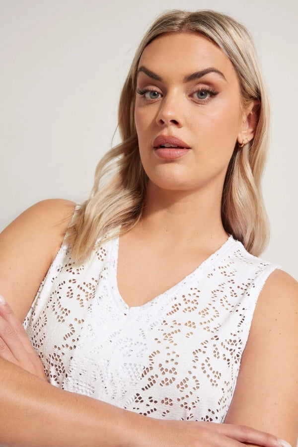 Büyük Beden V Yaka Sıfır Kol Astarsız Dantel Bluz 304098 Vervegrand