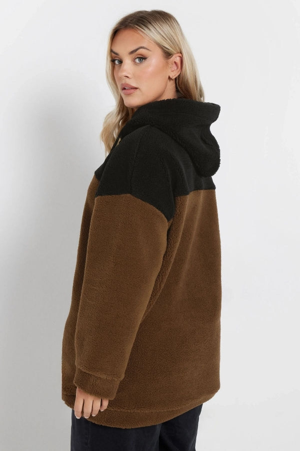 Büyük Beden Uzun Kollu Kapüşonlu ve Cepli Peluş Sweatshirt 303794 Vervegrand