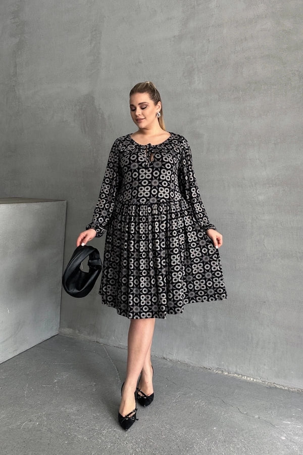 Büyük Beden Uzun Kollu Yakası Bağlamalı Eteği Pileli Elbise 100-75 Vervegrand