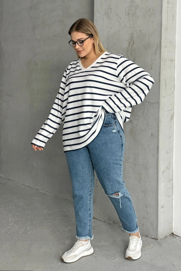 Vervegrand büyük beden çizgili t-shirt oversize kesim detaylı manken çekimi