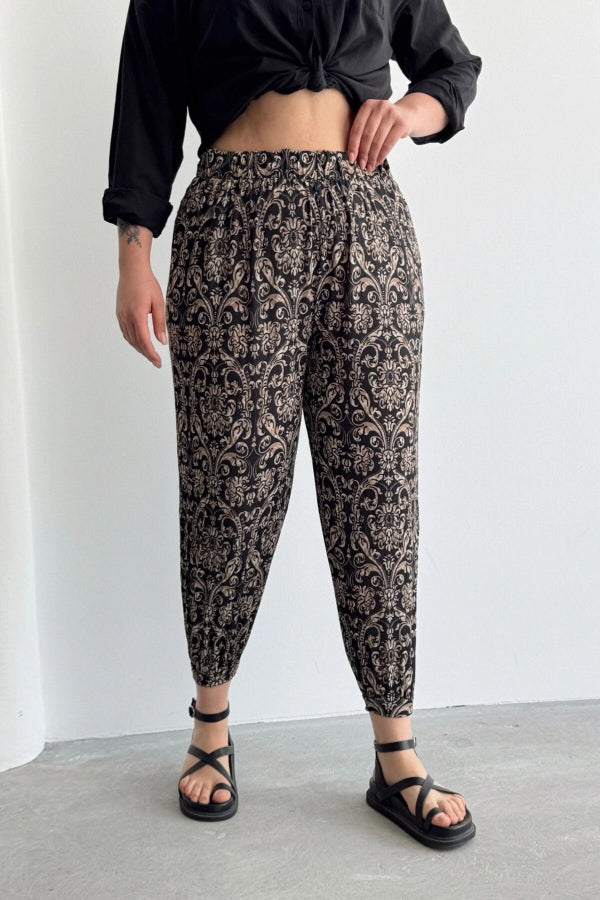 Büyük Beden Beli ve Paçası Lastikli Cepli Desenli Şalvar Pantolon 74-75 Vervegrand