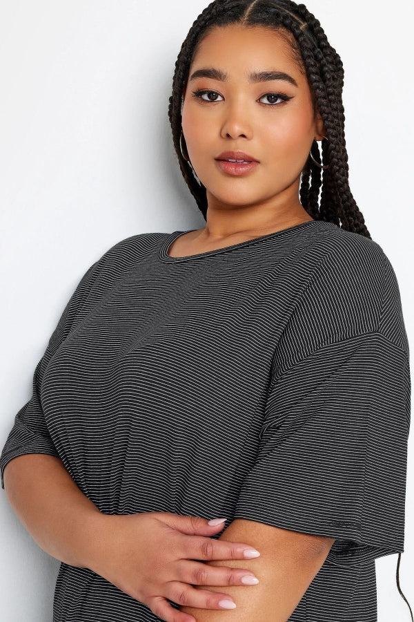 Büyük Beden Bisiklet Yaka Yarım Kollu Uzun Kesim T-shirt 302545 Vervegrand