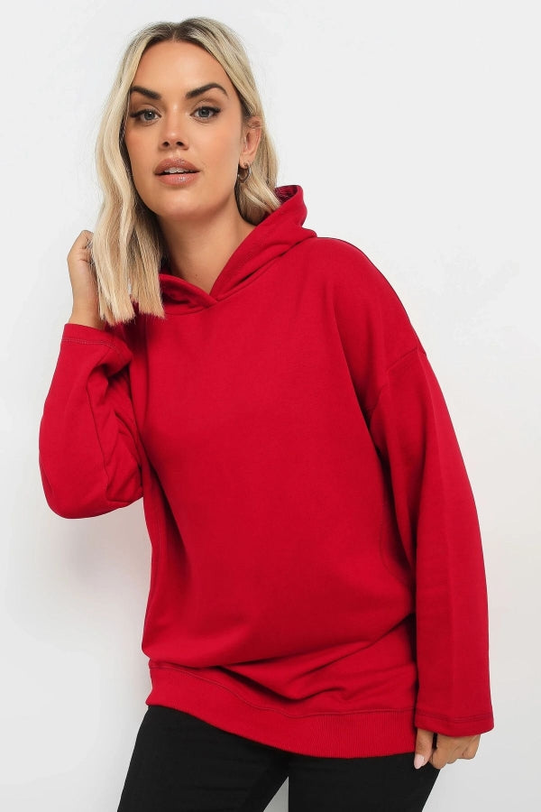 Vervegrand büyük beden kırmızı kapüşonlu sweatshirt ön görünüm
