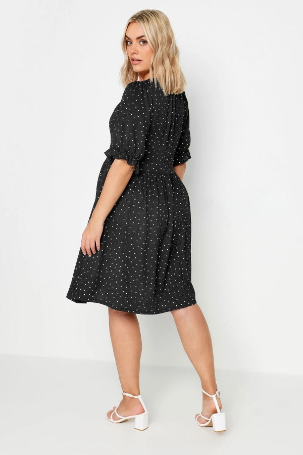 Büyük Beden Bağlama Detaylı Kolları Fırfırlı Puantiye Desenli Elbise 303150 Vervegrand